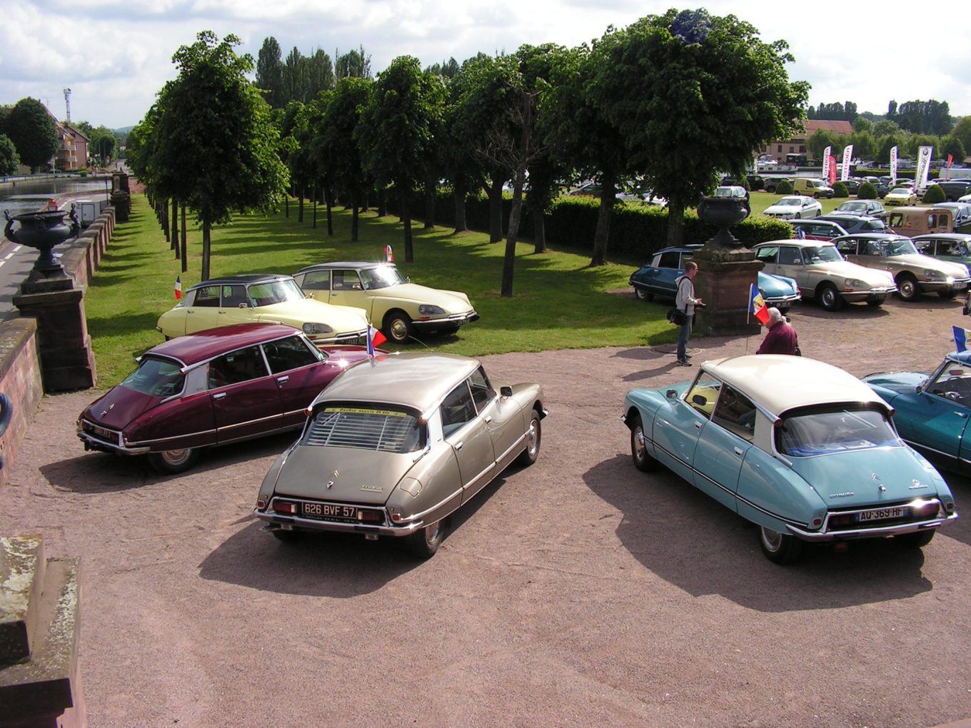 KONICA MINOLTA DIGITAL CAMERA